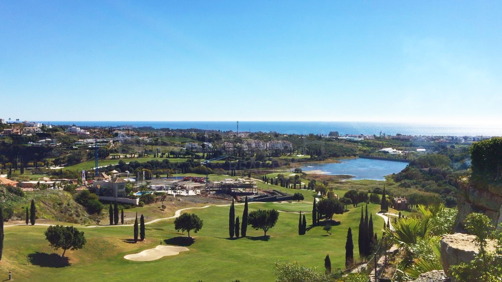 The best areas to buy a property in Benahavís