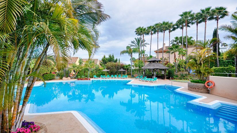 Golf Gardens, apartments and penthouses in Rio Real, Marbella East