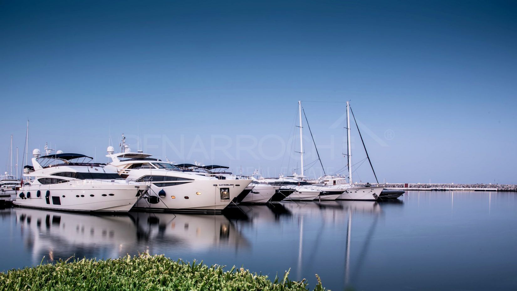 Comprar una casa cerca de los puertos de Marbella