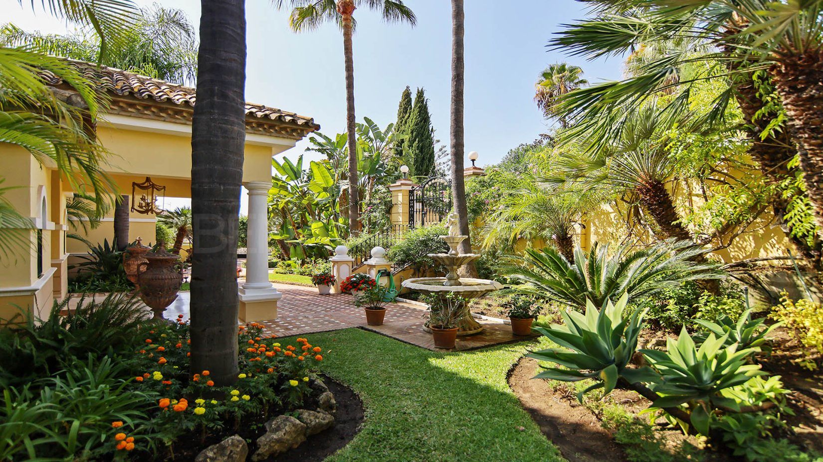 Discover the garden styles of villas in Marbella